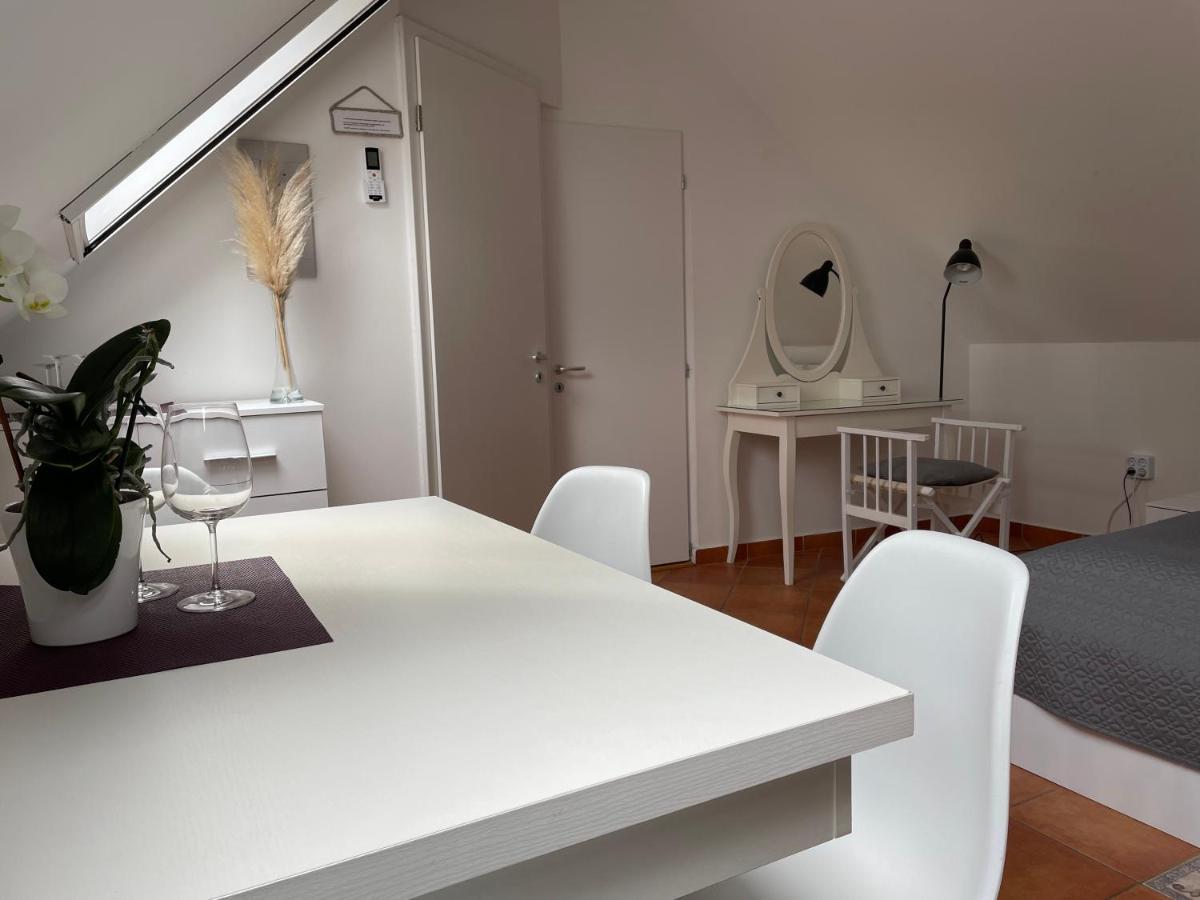 Szentesi Panzio Bed & Breakfast Fertőrákos Dış mekan fotoğraf
